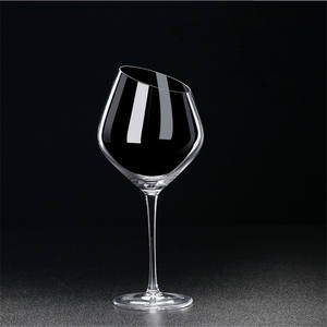 Set di 2 Eleganti Calici da Vino Senza Stelo '<span class=keywords><strong>Mr</strong></span> and Mrs' per Matrimonio e Fidanzamento 2026 - Product Image 5