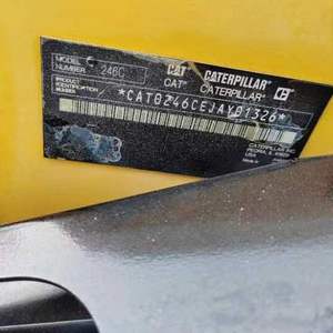 Para Minicargadora 246C, Diésel, 4x4, Equipo de Construcción, Amarillo, 297 de Tracción Máxima - Product Image 3