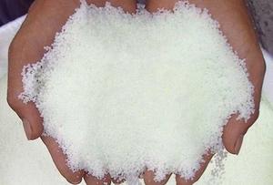 Engrais azoté granulé/prillé (N46%) en gros d'usine, 100% soluble dans l'eau, libération rapide, avec échantillon gratuit - Product Image 3