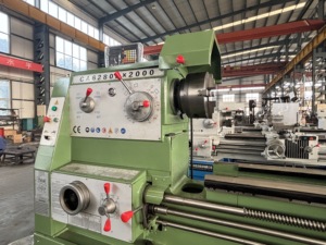 2-Achsen Horizontale DRO Drehbank mit Mittelschwerer 3m Werkbank für Metallbearbeitung CA6180x3000 - Product Image 1