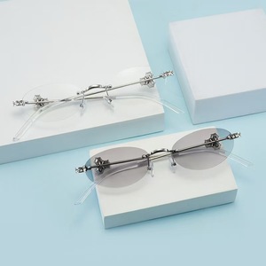 Nuevas Gafas GM de Moda, Color Liso Cambiante, Súper Elegantes, Fotográficas, Sin Montura, con Diamantes, Exquisitas, Ovaladas, para Hombre y Mujer - Product Image 3