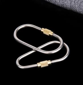 Wollet Anneau de boucle de verrouillage <span class=keywords><strong>antivol</strong></span> Porte-clés de randonnée en plein air Boucle de sac à dos Boucle de <span class=keywords><strong>voiture</strong></span> Logo personnalisé Porte-clés en titane - Product Image 4