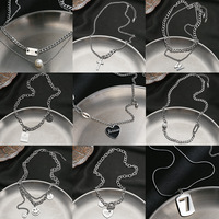 Chaîne de chandail collier double couche en acier inoxydable haut de gamme pour femme avec un luxe léger et un charme de mode intemporel