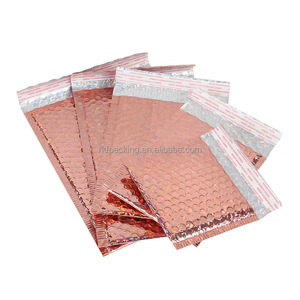 Sacs à bulles métalliques, enveloppes d'expédition rembourrées holographiques argentées et dorées pour les marques haut de gamme - Product Image 6