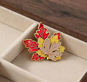 Broche <span class=keywords><strong>de</strong></span> Hoja <span class=keywords><strong>de</strong></span> Arce para Abrigo, Sombrero, Boda, Insignia Metálica en Oro Rosa, Impresión UV, Ecológico, Regalo <span class=keywords><strong>de</strong></span> Boda Personalizado - Product Image 3