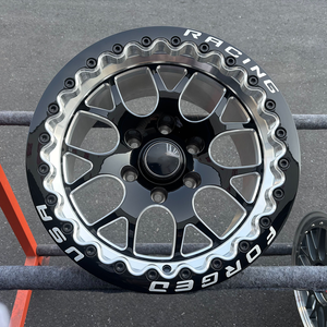 Jantes Beadlock personnalisées de 17, 18 et <span class=keywords><strong>20</strong></span> pouces, forgées, noir brillant, à rayons fendus, 6x139.7 6x135 pour Ford F150 Silverado 1500 Trucks - Product Image 3