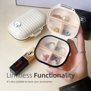 Boîte de rangement pour pilules HydZ 150 ml avec compartiments, étanche à l'humidité, pour l'organisation quotidienne des médicaments - Product Image 3