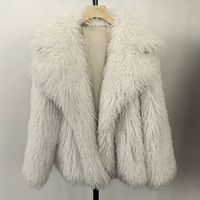 Nouveauté, manteau d'hiver élégant pour femmes, en fausse fourrure shaggy multicolores, court et tendance