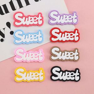 Patch adhésif personnalisé en PVC souple 3D, logo de chapeau gaufré à chaud, imperméable, thermocollant pour presse à chaud, décoration en dentelle en forme de fleur pour vêtements - Product Image 3
