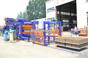 Usine de blocs de sable de l'usine de Qt10-15 Machine à blocs de cendres volantes Ligne de production de briques de pavage colorées en béton avec convoyeur - Product Image 4