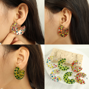 Pendientes de Resina en Forma de C con Pedrería, Diseño Geométrico Colorido, Joyería de Moda para el Día a Día para Mujer - Product Image 4