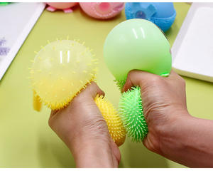 ลูกบอลบีบกระต่ายนุ่มสำหรับเด็กและผู้ใหญ่ พร้อมไฟ ของเล่นคลายเครียด ของเล่นเสริมสมาธิสำหรับเด็กผู้หญิง ของเล่นกระต่ายหลากสี ของเล่นส่งเสริมการขาย - Product Image 1