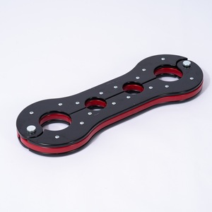Manette in Legno per Addestramento Sessuale, Accessori per Schiavi, Raffinati Manaccioli in Legno, Ceppi per Piedi - Product Image 2