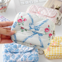 Tas Penyimpanan Kartu Mini Motif Bunga Kartun Lucu, Dompet Koin Berlapis, Tas Tangan Portabel Ringan, Gantungan Kunci, Tas Lipstik