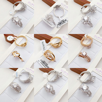 XUPING Trendige Hohle Breite Ringe mit Verschiedenen Designs Hochzeitsgeschenk Großbestellung Schmucklieferant Direktvertrieb ab Werk