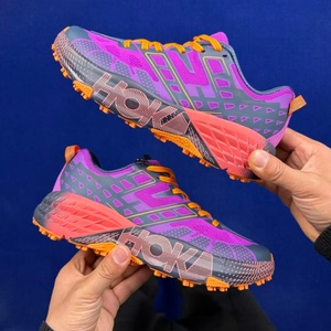 Calzado deportivo de alta gama para hombre y mujer, con diseño clásico, ideal para correr y jugar al tenis. Hecho de malla transpirable - Product Image 5