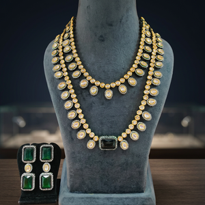 Parure de collier et boucles d'oreilles de mariage et de soirée, plaqué or, avec Kundan poli et Moissanite, style victorien - Bijoux longs et luxueux - Product Image 3