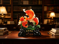 Artisanat en résine personnalisé d'usine, poisson en résine Fengshui, sculptures de poissons en jade imité