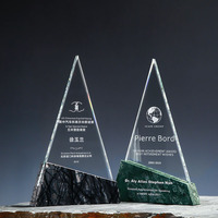 Trophée en cristal transparent de haute qualité K9 prix personnalisé trophée en marbre de cristal de gravure laser 3d pour cadeau d'anniversaire