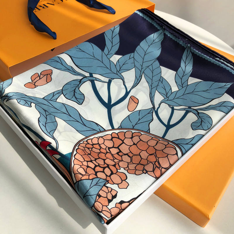 4 happy pomegranate flower-108x108cm