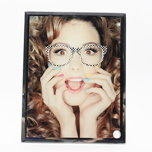Les cadres <span class=keywords><strong>photo</strong></span> carrés en verre pour sublimation sont parfaits pour les amis, les couples et les membres de la famille pour mettre en valeur leurs styles uniques. - Product Image 6