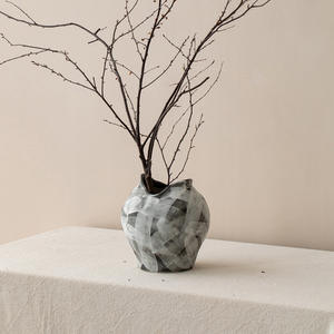 Nouveau <span class=keywords><strong>vase</strong></span> en céramique chinoise <span class=keywords><strong>de</strong></span> style européen vintage, motif floral à l'encre <span class=keywords><strong>aquarelle</strong></span> blanche, ornements d'arrangement floral, sens raffiné - Product Image 2