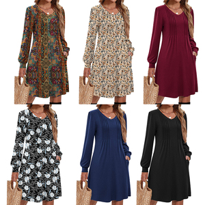 Vente chaude décontracté doux col en v <span class=keywords><strong>a</strong></span>-ligne à manches longues robe élégante femmes tricoté plissé imprimé robe mi-longue avec poches latérales - Product Image 6
