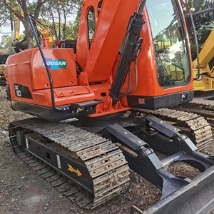 รถขุดตีนตะขาบ Doosan DX80 มือสอง เครื่องยนต์ยันมาร์ 6 ตัน บุ้งกี๋ 0.22-0.25 ลบ.ม. อุปกรณ์ก่อสร้าง รุ่นปี 2022 - Product Image 3