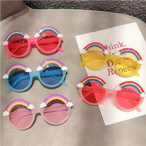 Lunettes de soleil rondes pour enfants, roses, tendance, pour filles, protection UV400, colorées, arc-en-ciel, vente en gros - Product Image 5