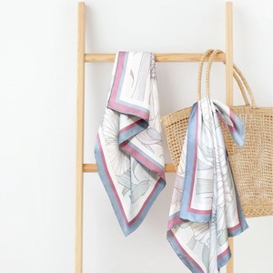 <span class=keywords><strong>Foulard</strong></span> d'été 100% <span class=keywords><strong>Soie</strong></span> de Mûrier Pure 109x109cm Carré pour Femme, Motif Géométrique Vintage, Multifonctionnel, pour le Cou, la Tête et les Cheveux - Product Image 5
