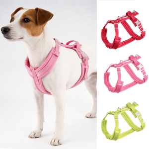 カスタマイズ可能なペット用チェストハーネス、洗えるプラッシュ素材、犬用ノープル構造、着用簡単、丈夫なDリング付きでリードに接続可能 - Product Image 6