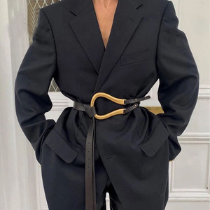 <span class=keywords><strong>Ceinture</strong></span> fine pour <span class=keywords><strong>femme</strong></span> en similicuir double couche avec <span class=keywords><strong>grande</strong></span> boucle en métal doré en forme de U, <span class=keywords><strong>ceinture</strong></span> tendance - Product Image 2