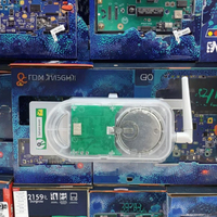 Kecerahan Tinggi untuk Tag Penentuan Posisi AOA Protokol BLE4.2 Daya Tahan Baterai 44 Bulan Buzzer Suara dan Cahaya untuk Komunikasi IOT/M2M