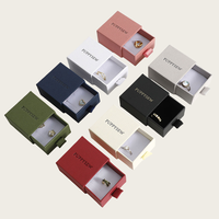 Boîtes cadeaux en carton personnalisées avec logo pour bijoux, colliers, boucles d'oreilles, bagues, emballage de bijoux en gros