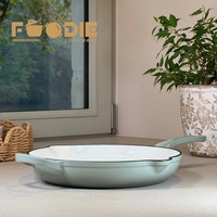 Ensembles de batterie de cuisine en fonte émaillée de qualité supérieure, vente en gros, casseroles chauffe-plats anti-rouille, ensembles de marmites de cuisson domestiques