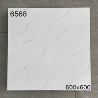 Carreaux de sol et de mur en céramique effet marbre blanc Carrara 600x600mm 8mm d'épaisseur, aspect mat, antidérapants, antibactériens, garantie 1 an, chambre, couloir