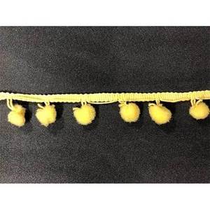 Ribete de encaje suave de alta calidad con pompones, poliéster ecológico, ganchillo personalizable, amarillo, venta al por mayor, el más vendido para bolsas de ropa - Product Image 3