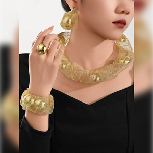 Atacado New 18k Golden-plated Dubai Médio Oriente Jóias Coleção Características Arábia Jóias de Ouro e Jóias de Casamento Indiano - Product Image 2