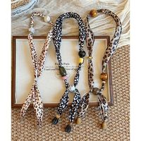 Collier écharpe imprimé léopard Maillard pour femme, chaîne de pull unique, design de niche, accessoires de mode et bijoux