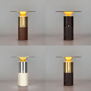 2700K Классический стиль кожаная Беспроводная Настольная лампа с батарейным питанием для гостиной для ресторанов перезаряжаемый Настольный светильник - Product Image 2