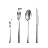 Ensemble de vaisselle de luxe de haute qualité et durable en acier inoxydable 304 avec cuillère, fourchette et couteau pour hôtels et restaurants