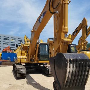 Excavatrice sur chenilles Caterpillar CAT 320CL 20-30 tonnes en bon état, prix bas, moteur haute performance, pompe à huile. - Product Image 4