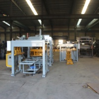 Machine à briques hydrauliques QT8-15 pour la production de pavés en béton