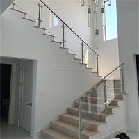 Rampe d'escalier intérieure Reilbu, balustrade en verre, rampe extérieure en verre trempé, design pour balcon