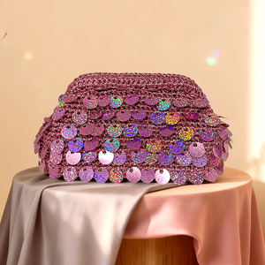Nuova tendenza borsa Glitter Clutch con paillettes metallizzate fatta a mano all'uncinetto - Product Image 2