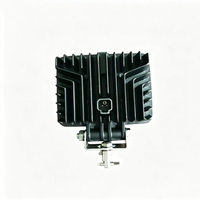 Lampe de travail LED carrée 12V 24V, projecteur auxiliaire tout-terrain pour camion, tracteur, engins de chantier