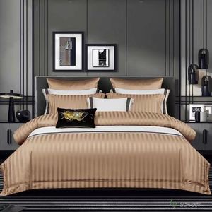 <span class=keywords><strong>Housse</strong></span> de Couette QUEEN SIZE HÔTEL Blanche, 8 Motifs Unis, Haute Qualité à Prix Abordable - Product Image 6