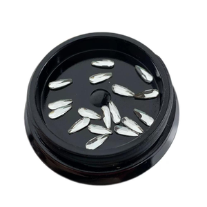 1袋 シャイニング クリスタル ダイヤモンド トゥースジェム 鉛フリー 歯科材料 2x6mm ペアシェイプ DIY 歯用ジュエリー - Product Image 2