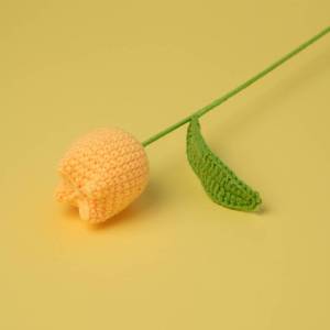 Modern Handmade Knitted Artificial Tulip Flowers Preserved Flowers Creative Gifts Flower Arrangements - Product Image 4