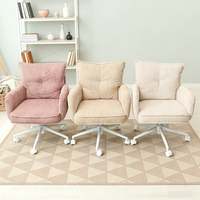 Fauteuil de bureau pivotant en velours côtelé avec accoudoirs intégrés et dossier matelassé, base blanche, idéal pour salon de beauté, bureau ou coiffeuse